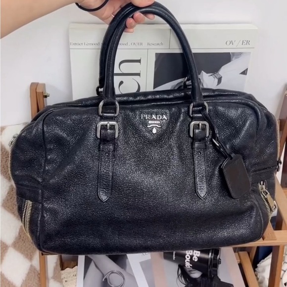 Prada vintage tote bag black (authentic) - Picture 1 of 2